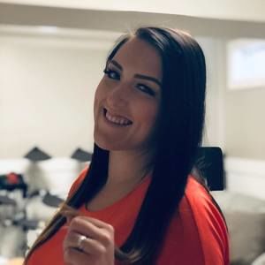 Meet your Posher, Chanel